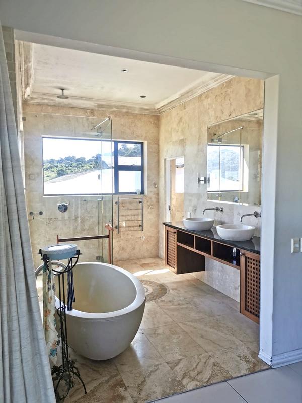 4 Bedroom Property for Sale in Hout Bay Western Cape